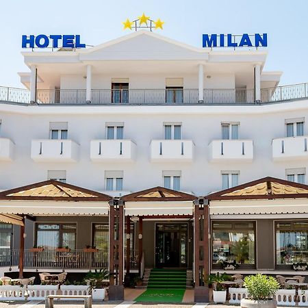 Hotel Milan 罗索利纳马雷 外观 照片