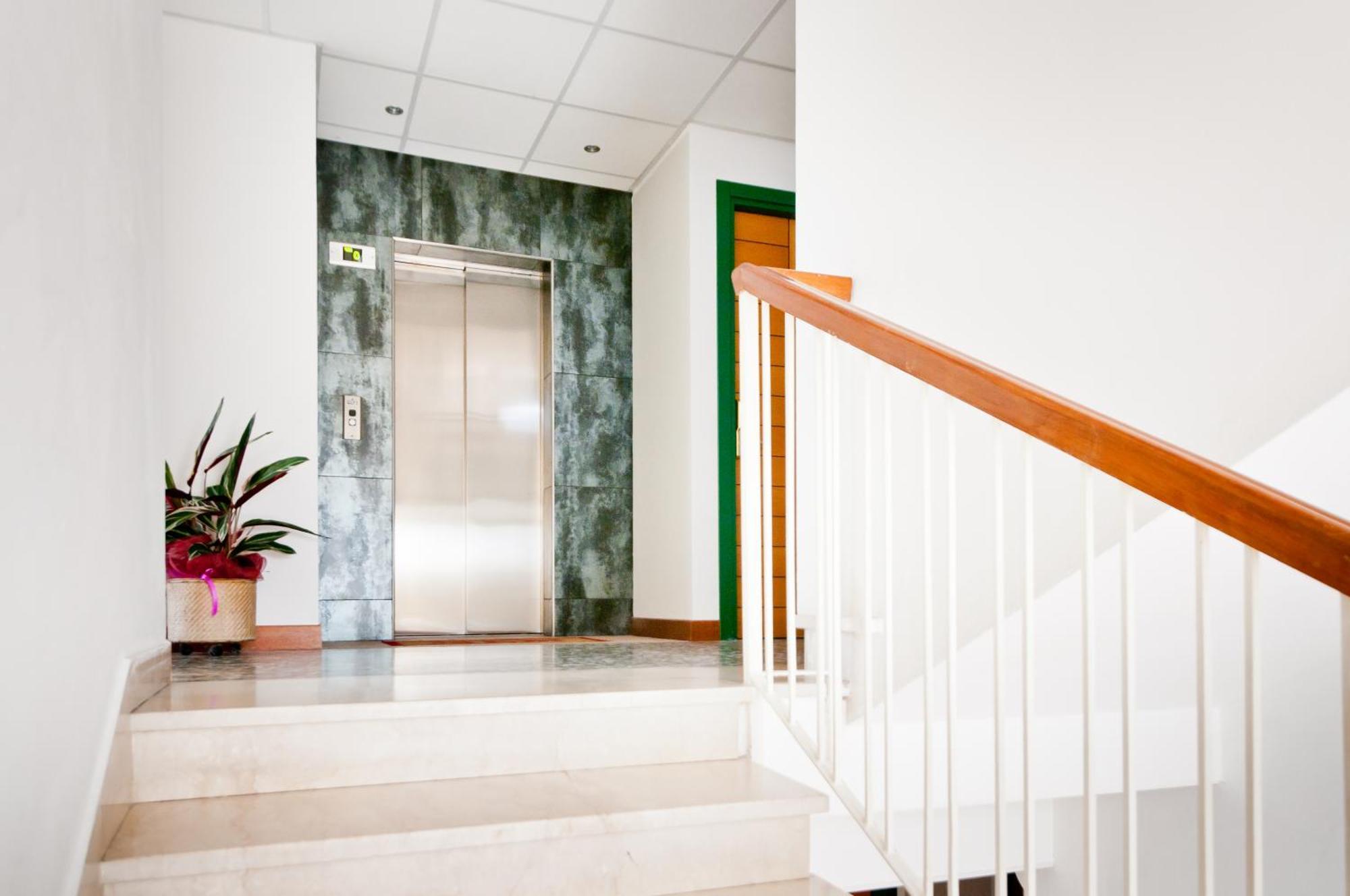 Hotel Milan 罗索利纳马雷 外观 照片